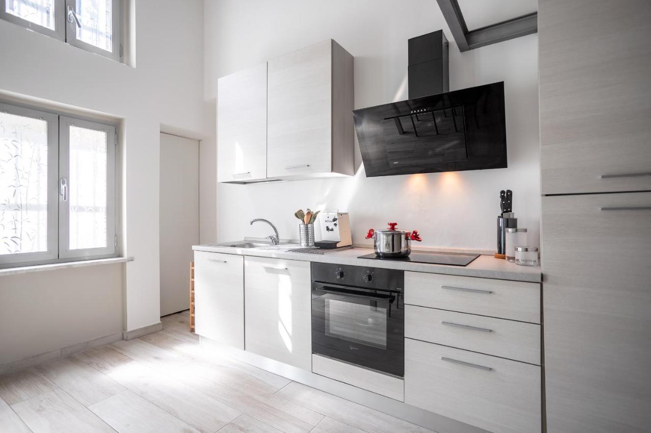 Navigli-Duomo Exclusive Design Loft Su Due Piani Con Wifi Apartment Milan Luaran gambar
